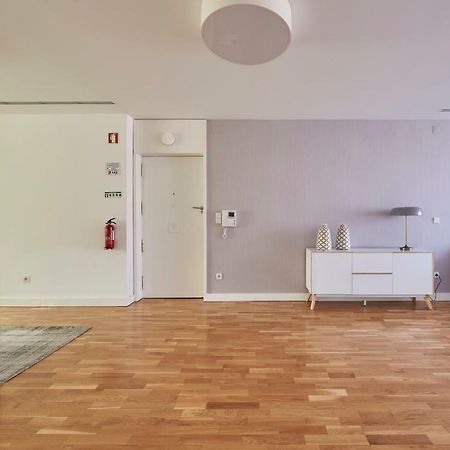 Luxury Apartment In The Most Privileged ลิสบอน ภายนอก รูปภาพ